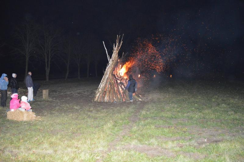 Wśród nocnej ciszy Za Borem