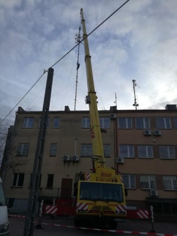 Demontaż masztu