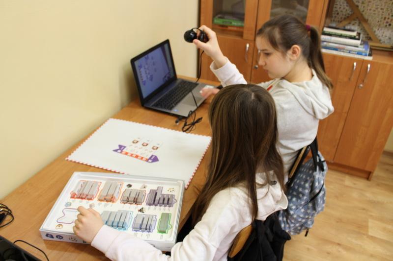Dzień Nowych Technologii w Edukacji w Szkole Podstawowej w Kiełkowie