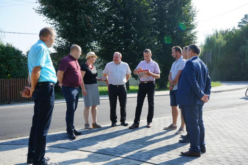 Odbiór chodnika w miejscowości Dobrynin