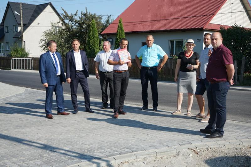 Odbiór chodnika w miejscowości Dobrynin