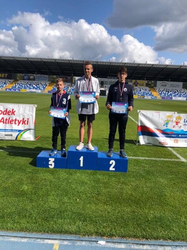 5 medali uczniów SP Przecław