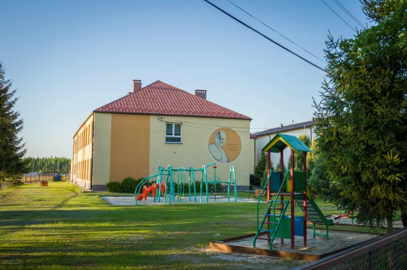 Umowa na adaptację pomieszczeń SP w Dobryninie podpisana