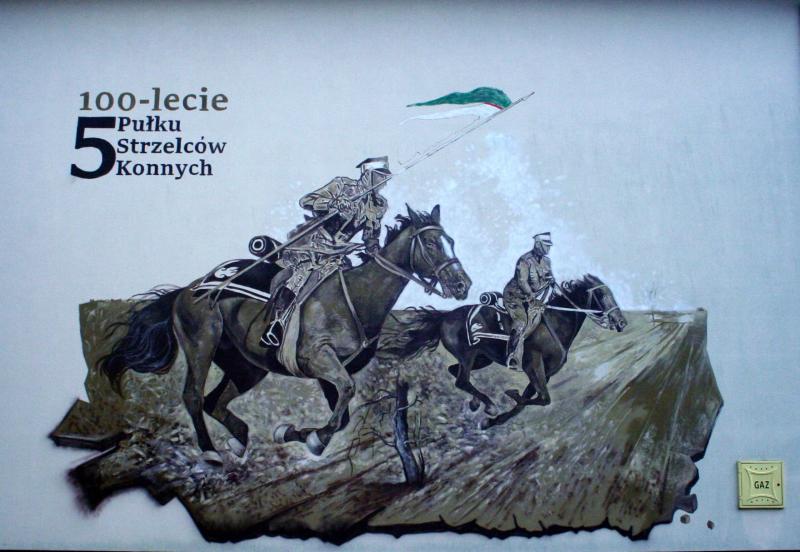 Mural przedstawiający kawalerzystów na koniach