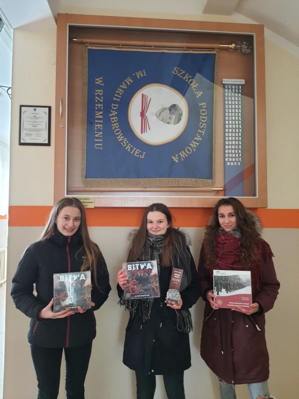 Laureatki - uczennice SP w Rzemieniu