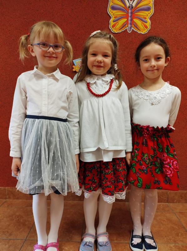 Zuzia Kapinos, Ola Piecuch, Maja Lewandowska