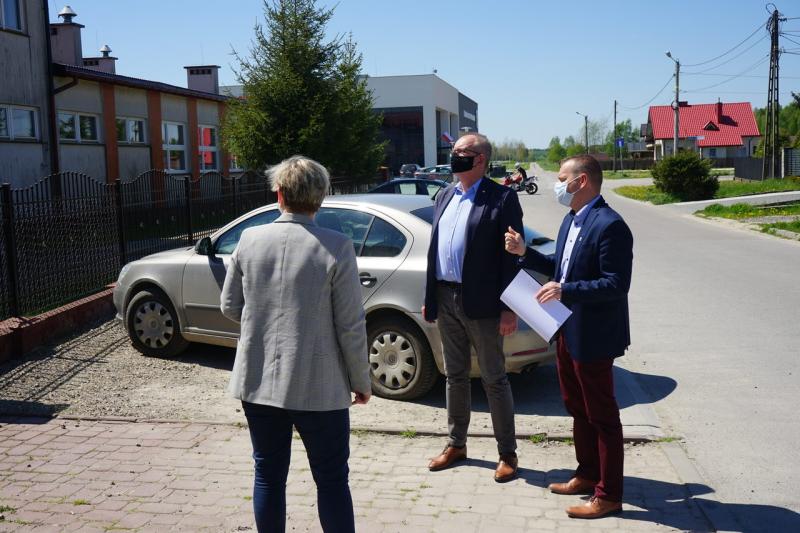 Poseł Fryderyk Kapinos, Burmistrz Renata Siembab, Zastępca Burmistrza Grzegorz Skrzypek