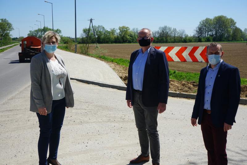 Poseł Fryderyk Kapinos, Burmistrz Renata Siembab, Zastępca Burmistrza Grzegorz Skrzypek