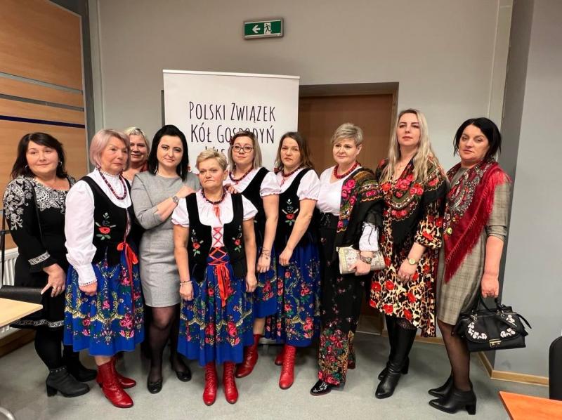 Wspólnie kibicujemy KGW Biały Bór!
