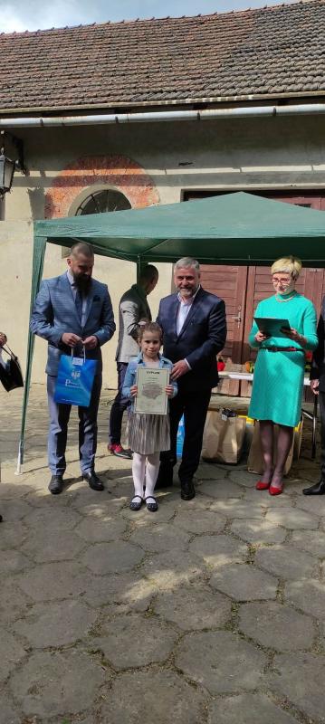 II miejsce Julii Zawiszy Z Samorządowego Przedszkola w Rzemieniu w XX edycji Wojewódzkiego Konkursu Plastycznego WSPÓŁCZEŚNI RYCERZE ŚWIĘTEGO FLORIANA