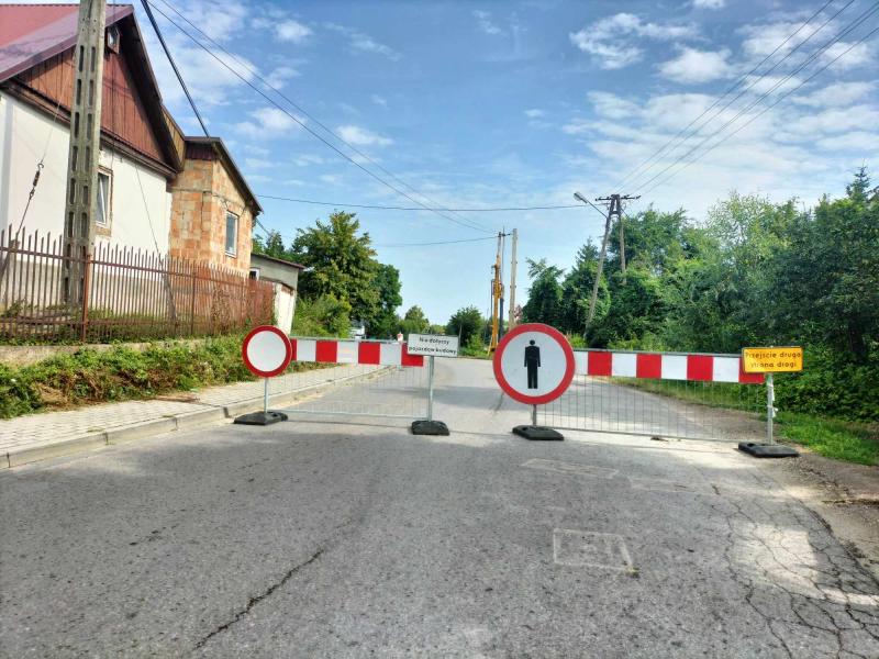 Objazdy – prace przy osuwisku w Podolu