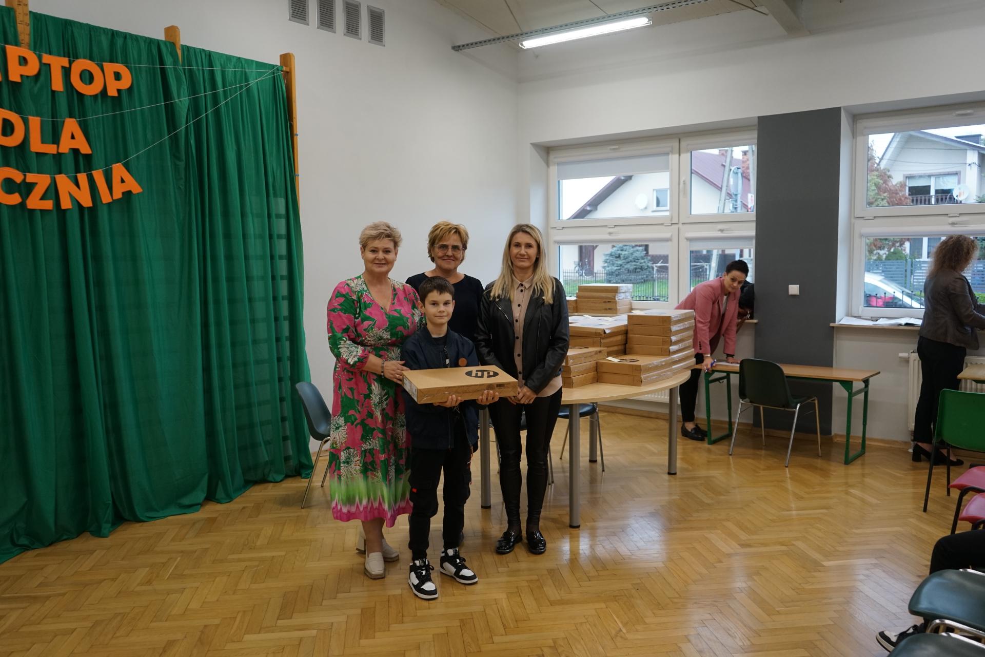 Laptopy dla 4-klasistów z Przecławia