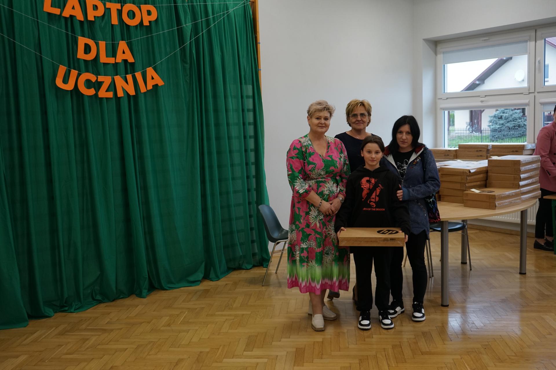 Laptopy dla 4-klasistów z Przecławia