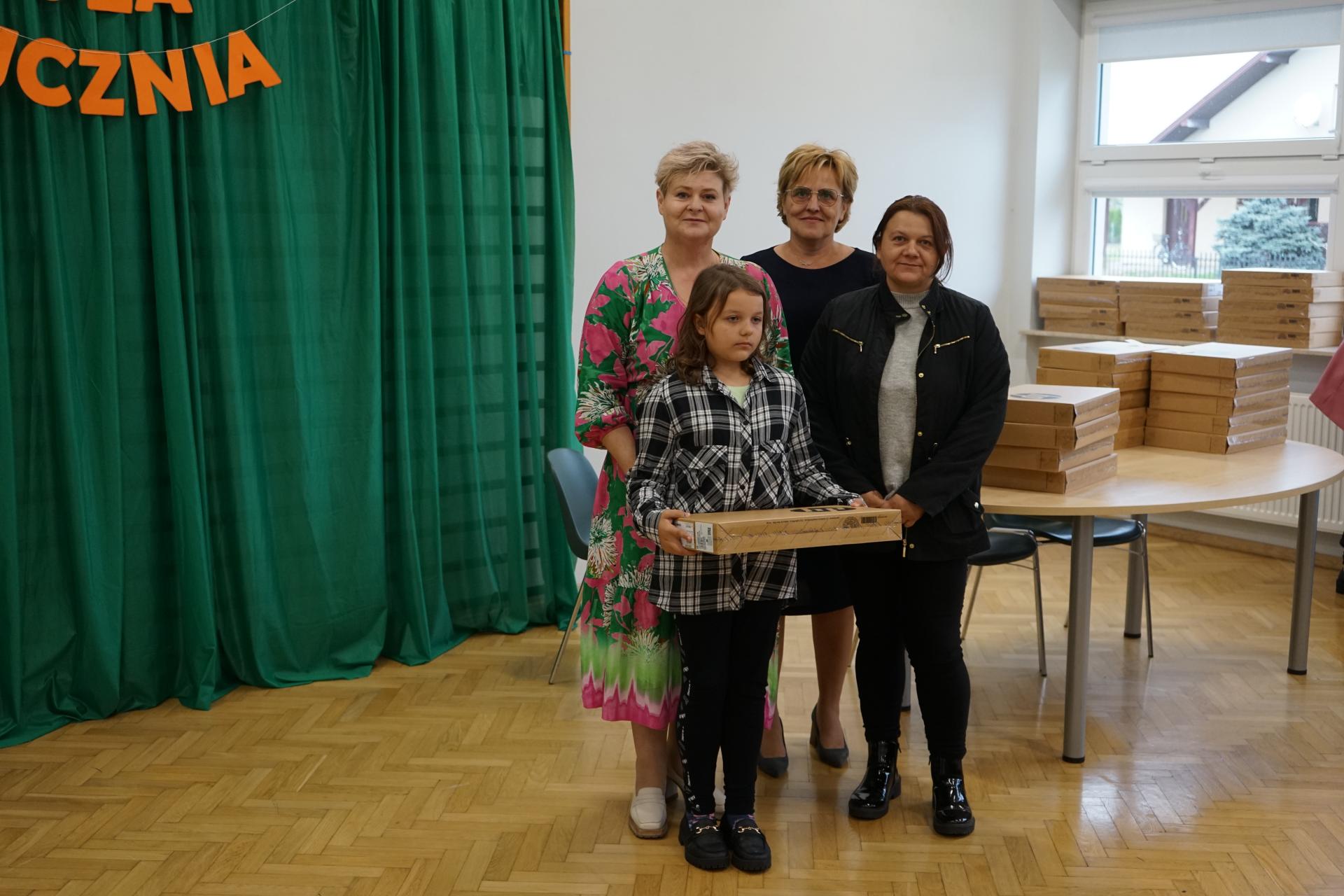 Laptopy dla 4-klasistów z Przecławia