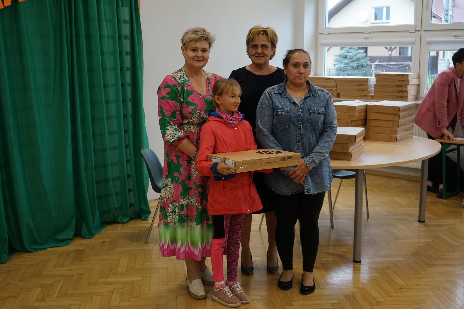 Laptopy dla 4-klasistów z Przecławia