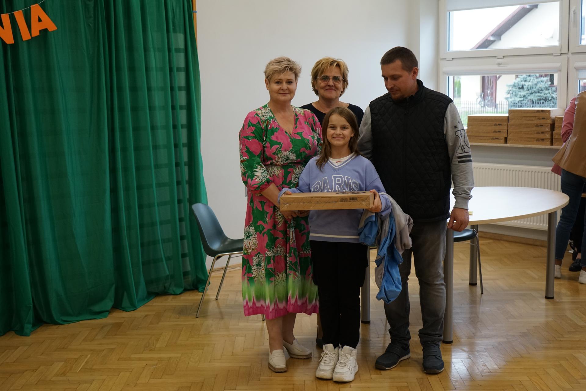 Laptopy dla 4-klasistów z Przecławia