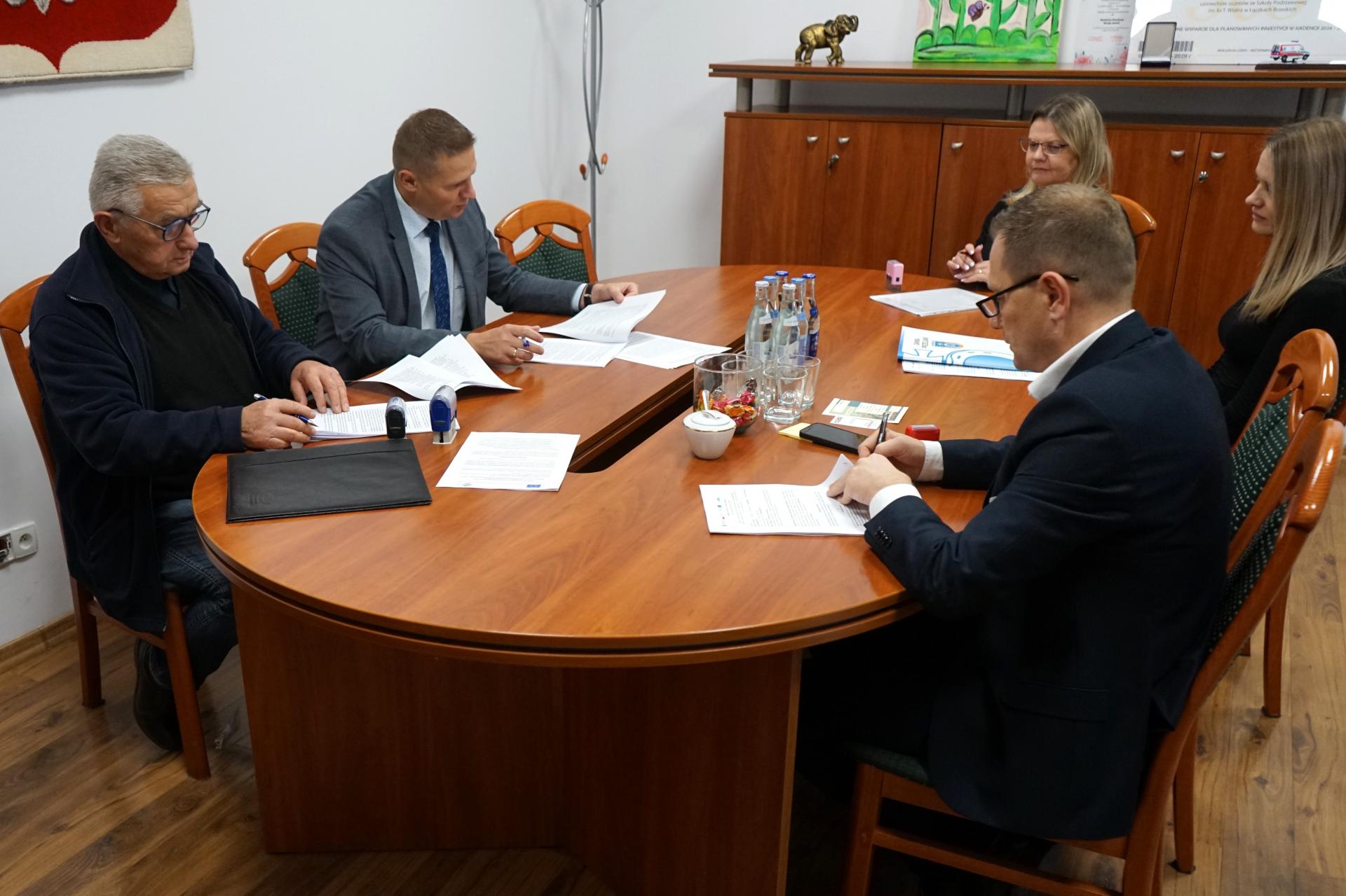Budowa kanalizacji sanitarnej w Przecławiu