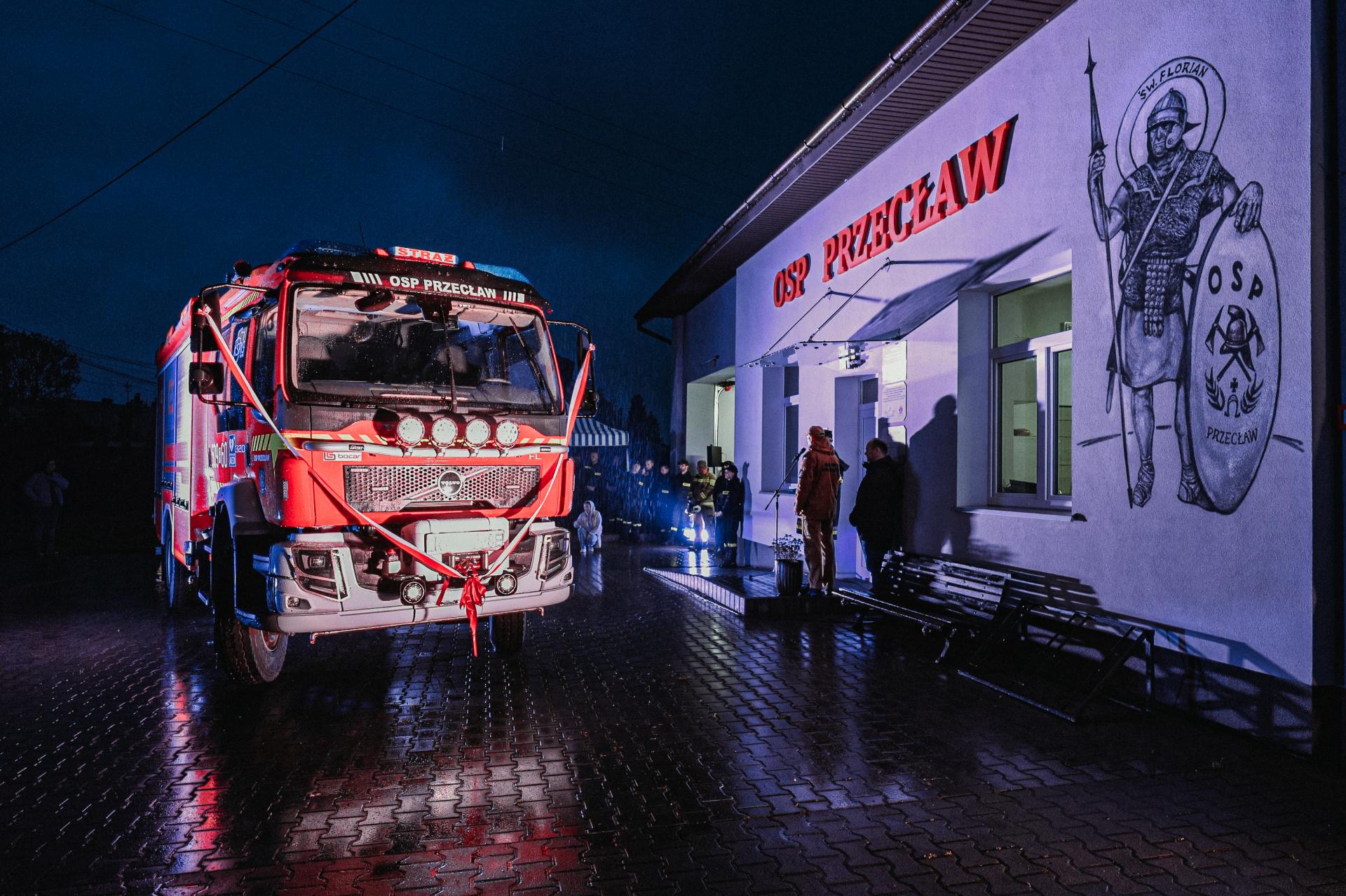 Nowy wóz strażacki