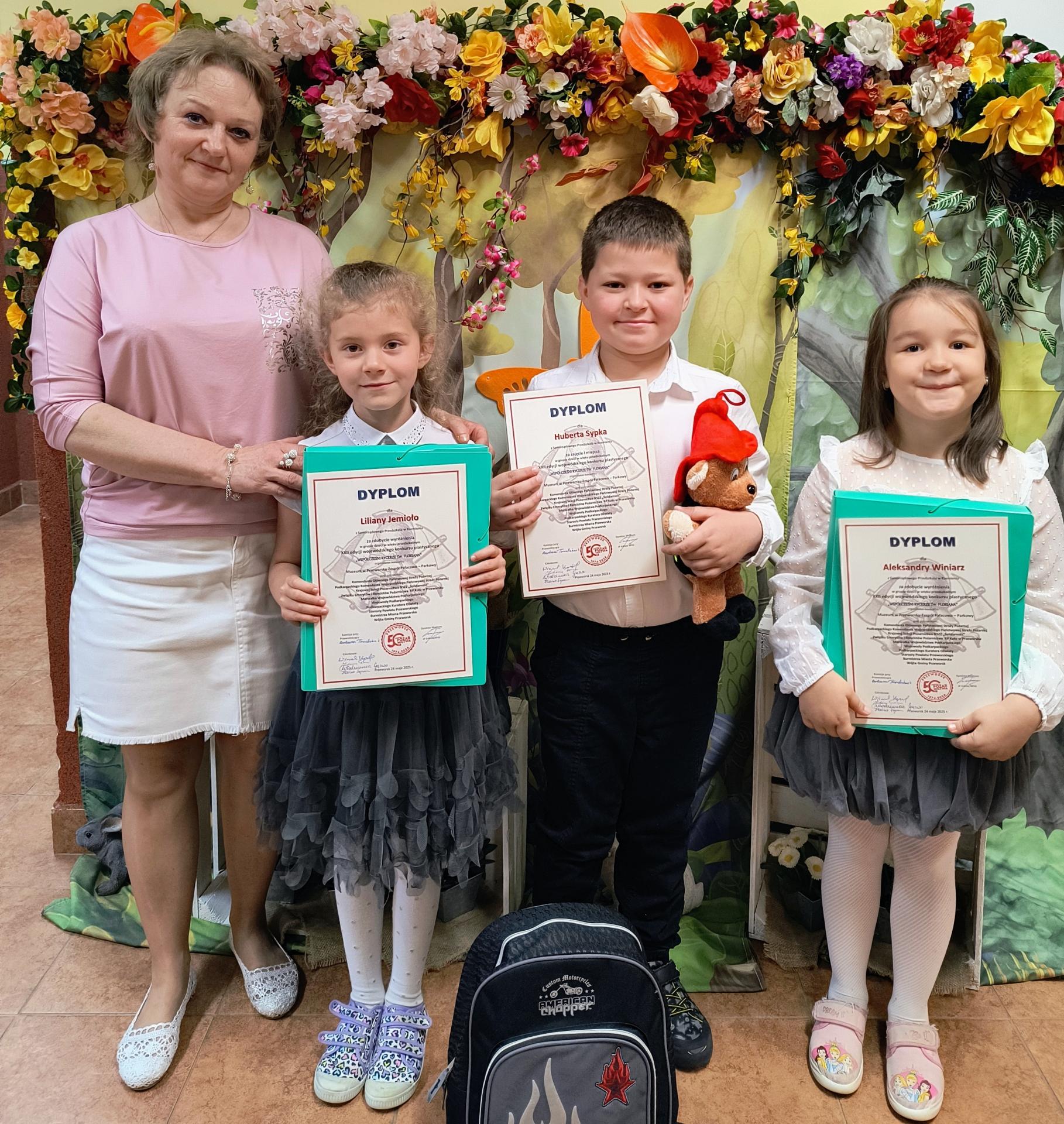 I MIEJSCE DLA WYCHOWANKA PRZEDSZKOLA W RZEMIENIU - W XXII EDYCJI WOJEWÓDZKIEGO KONKURSU PLASTYCZNEGO WSPÓŁCZEŚNI RYCERZE ŚWIĘTEGO FLORIANA.