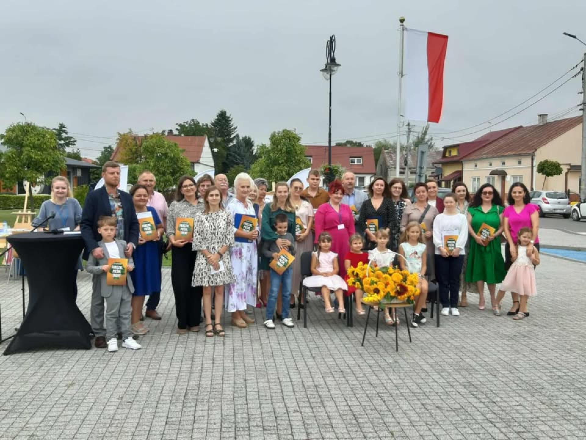 Narodowe Czytanie 2025 na przecławskim Rynku