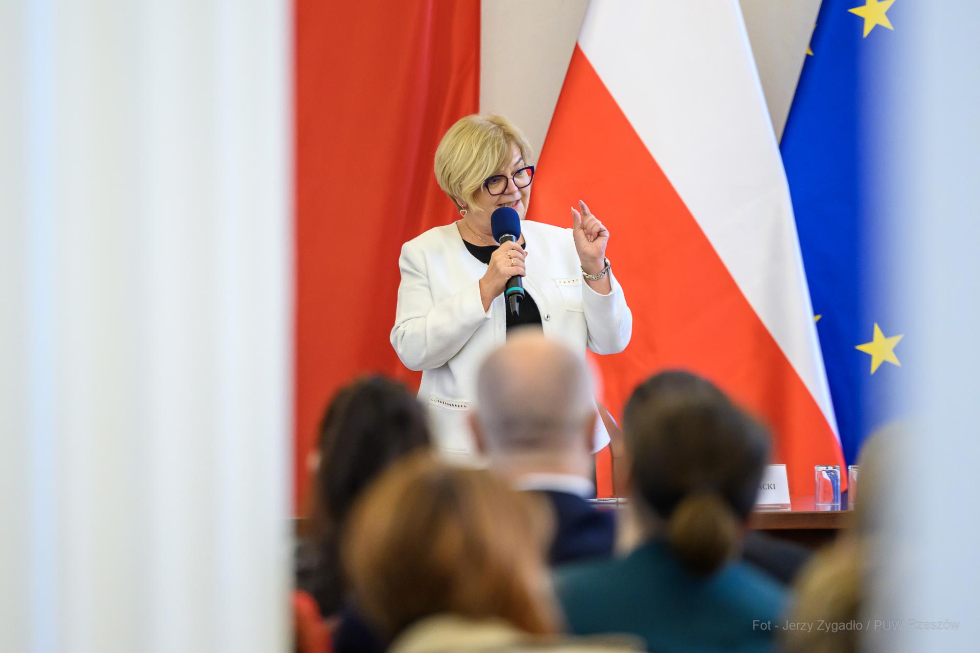 Wojewoda Teresa Kubas-Hul