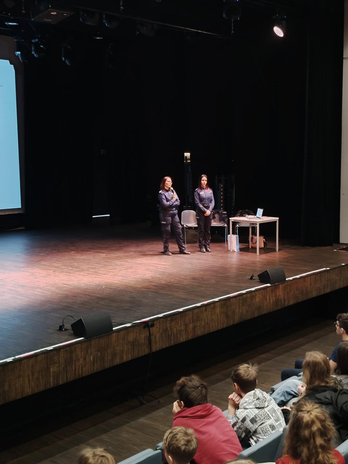 Szkolenie w domu Kultury w Przecławiu