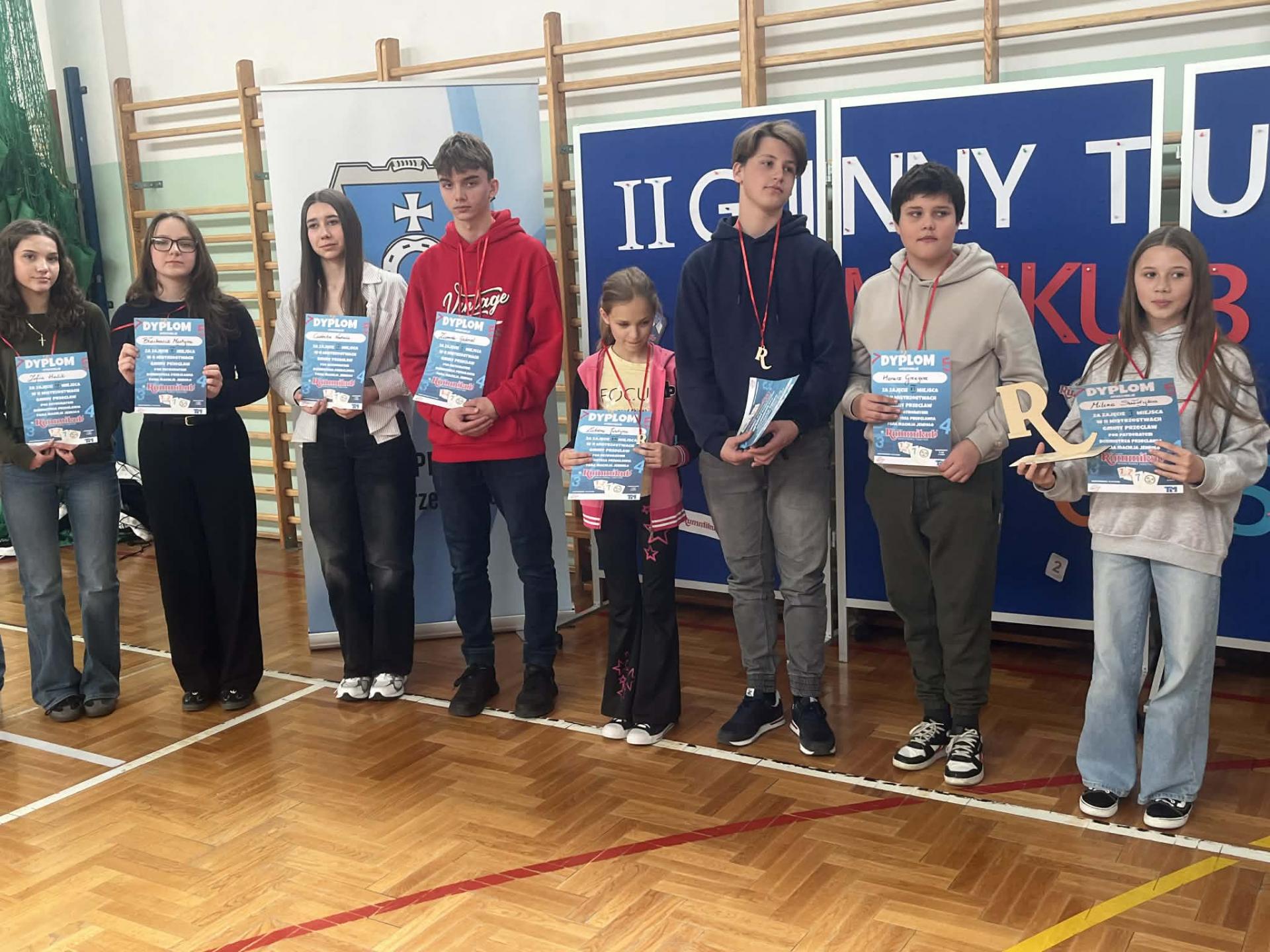 Uczestnicy II Turnieju Rummikub pod patronatem Burmistrza Przecławia