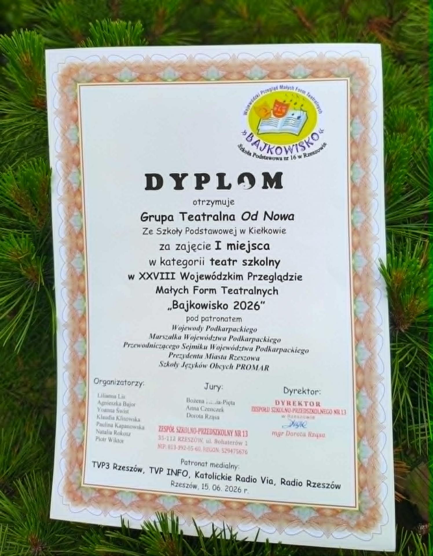 Dyplom dla grupy teatralnej OdNowa