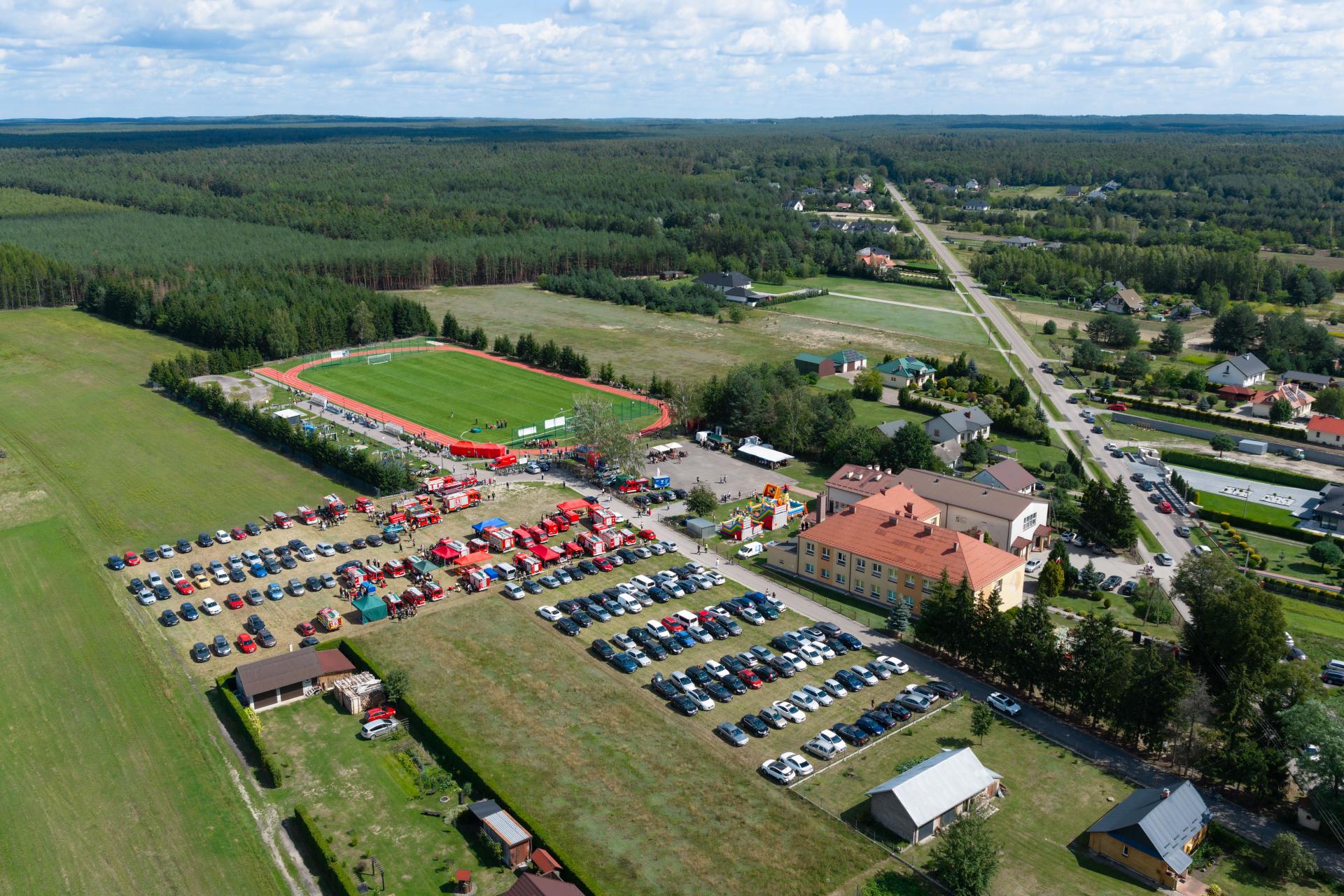 XIII Powiatowe Zawody Sportowo-Pożarnicze Powiatu Mieleckiego w Dobryninie