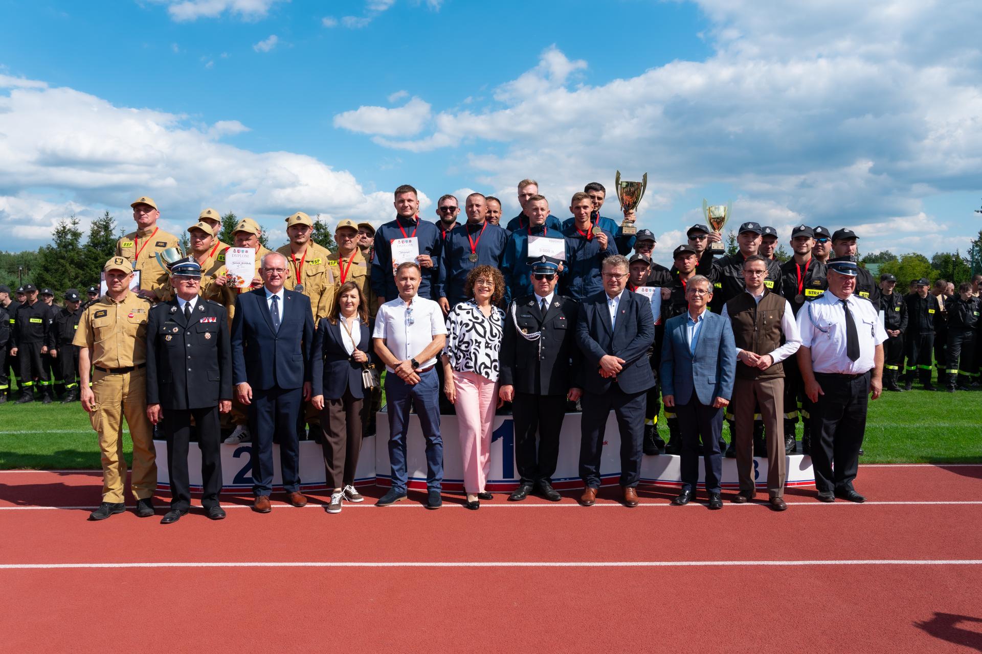 XIII Powiatowe Zawody Sportowo-Pożarnicze Powiatu Mieleckiego w Dobryninie